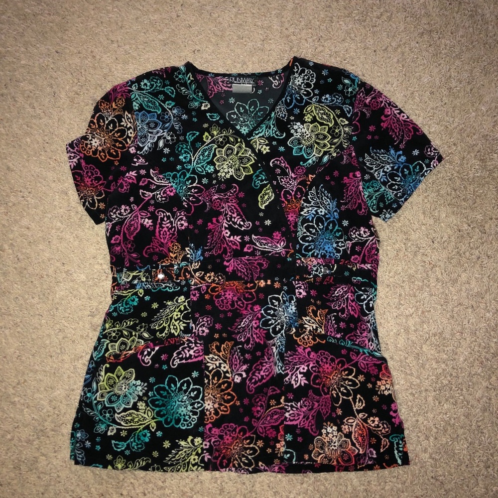 Scrub top